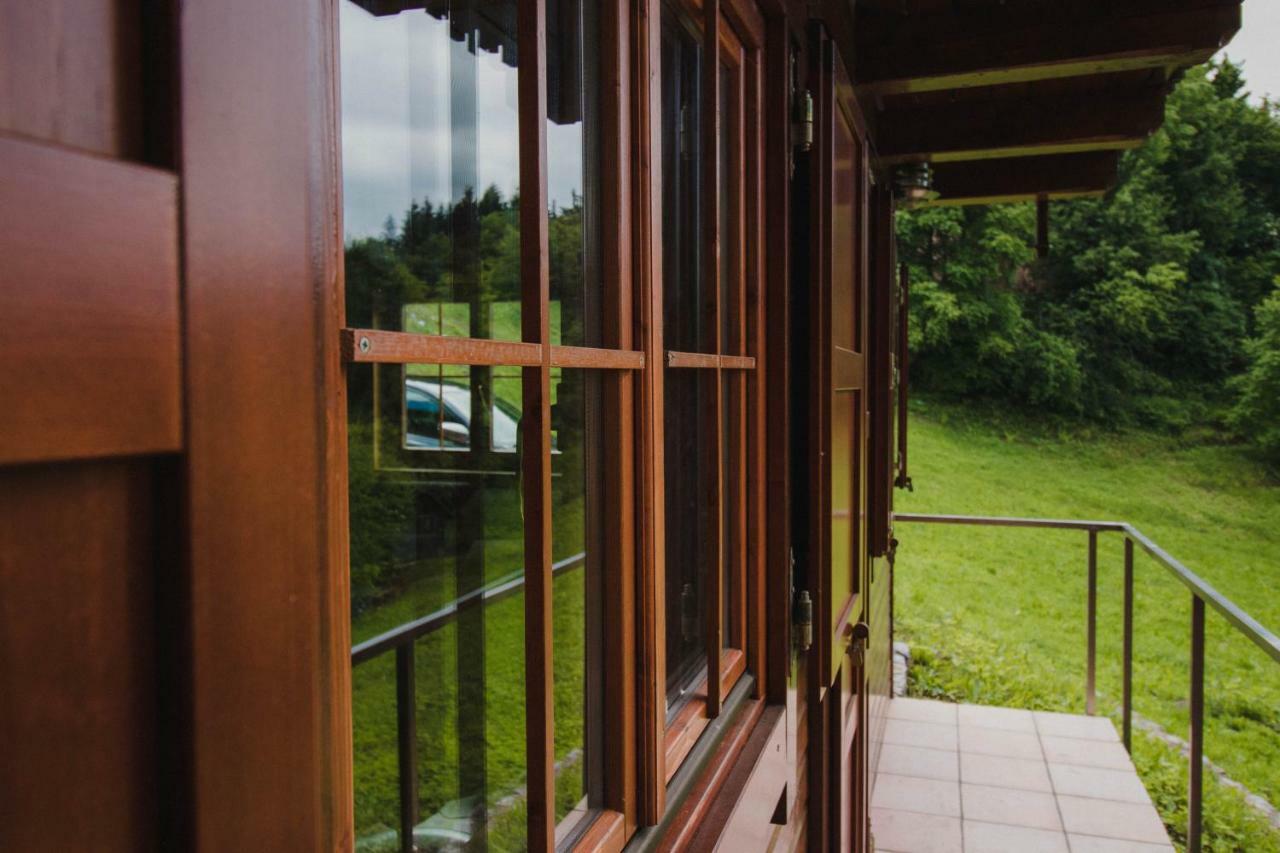 Lazec Country House Pluznje Exterior foto